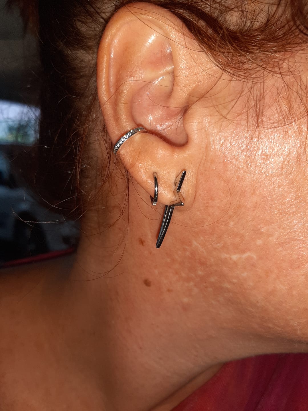Customer photo review of Pendiente Ear Cuff - Glitter