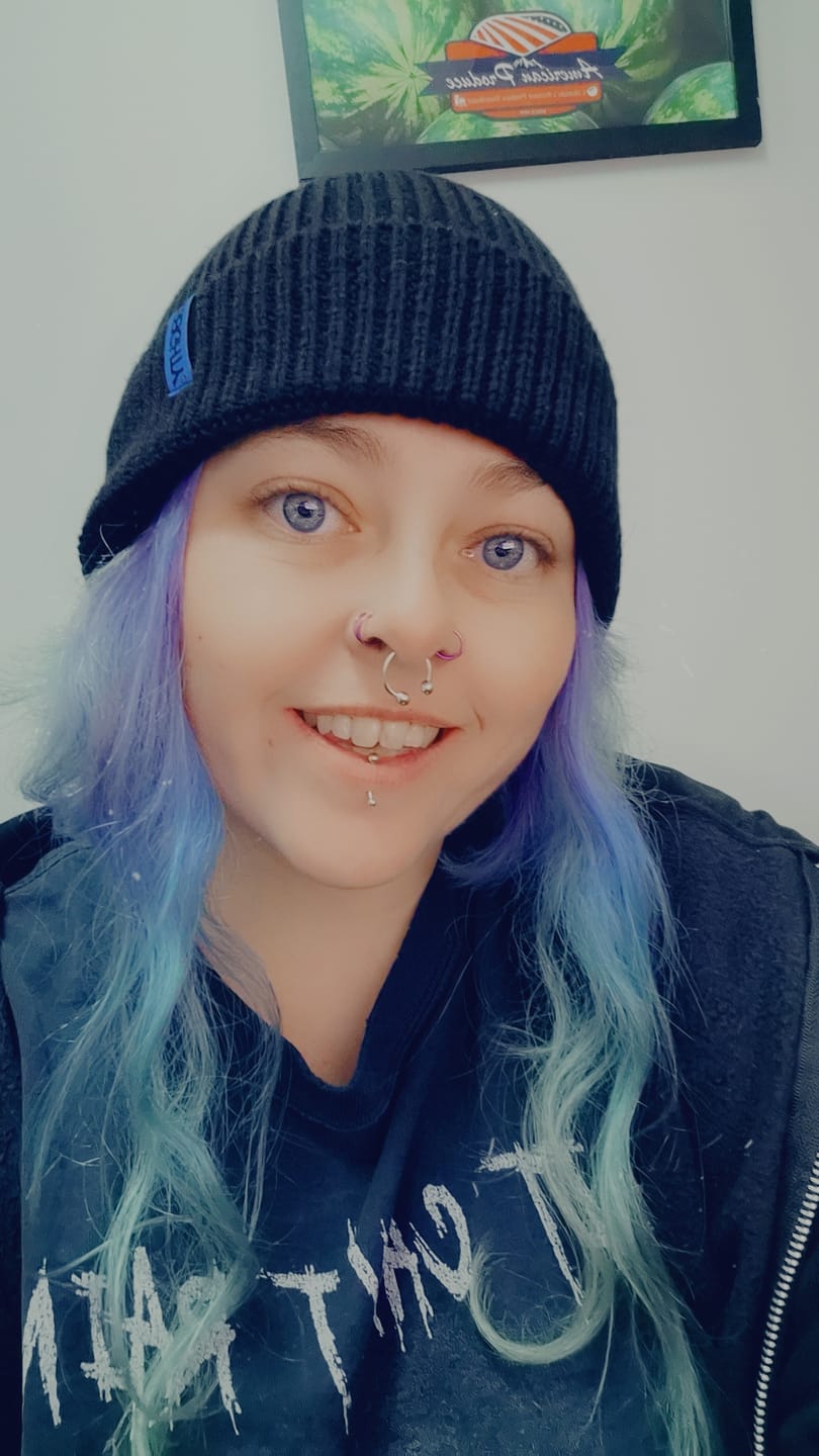 Customer photo review of 80eighty® Onyx Beanie