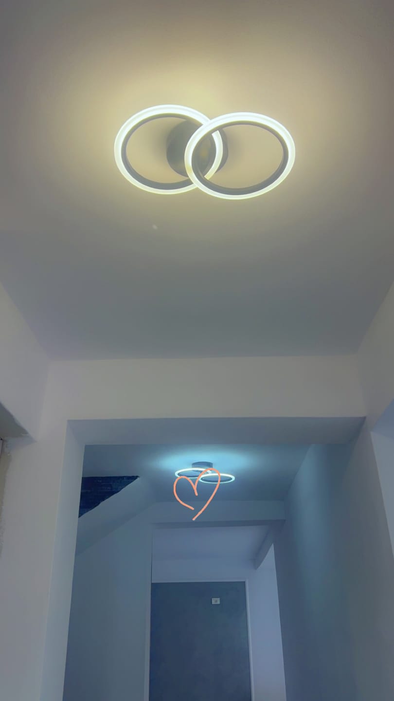 Customer photo review of Lustra LED Doua Cercuri Negre Echivalent 250W Telecomanda