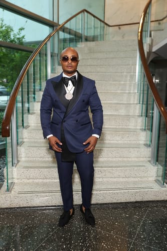Customer photo review of Zeal Tux - 6