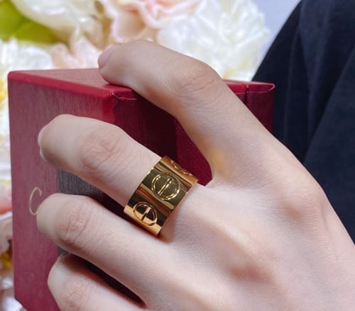 Customer photo review of LOVE 11MM LARGE RING