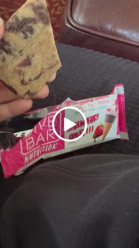 Customer video review of Strawberry Coner - 6 BARS