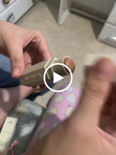 Customer video review of BRONZER CREMOSO EN BARRA COLLECTION