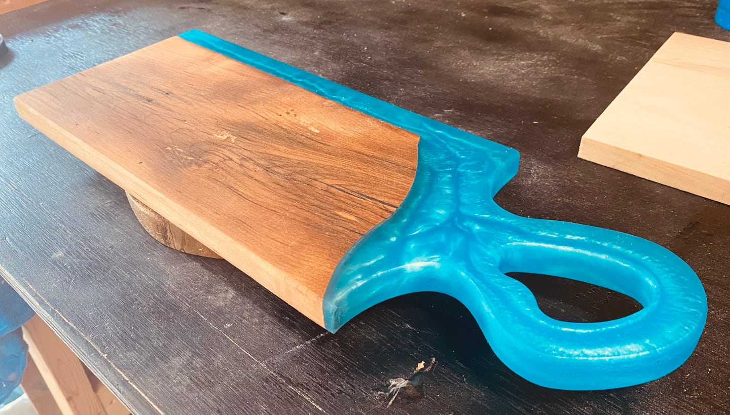 Customer photo review of 18x6.5x1" Small Organic Handle Charcuterie Board Silicone Mold