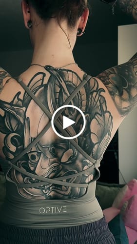 Customer video review of LUXE Sculpt Tank - Deep Black