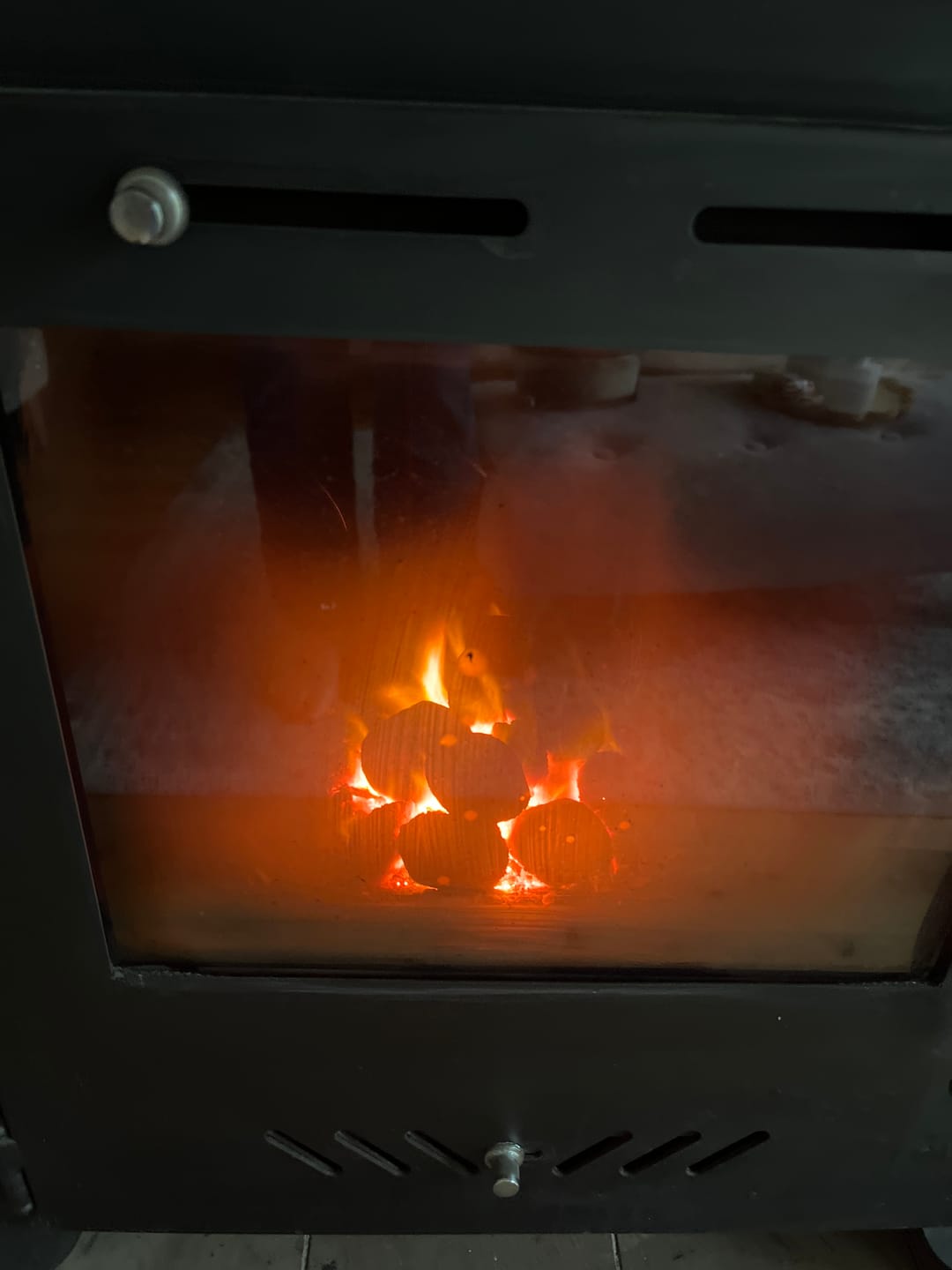 Customer photo review of Glo Therm Smokeless Coal (1 Tonne) 50 x 20kg Bags