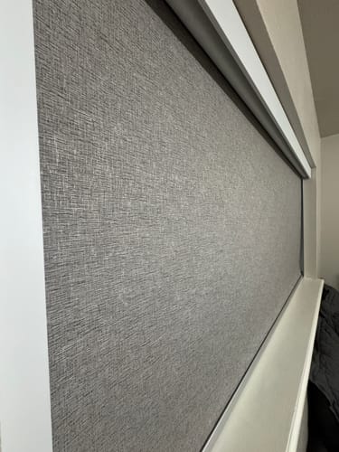 Customer photo review of SmartWings Motorized Roller Shades 100% Blackout Safari