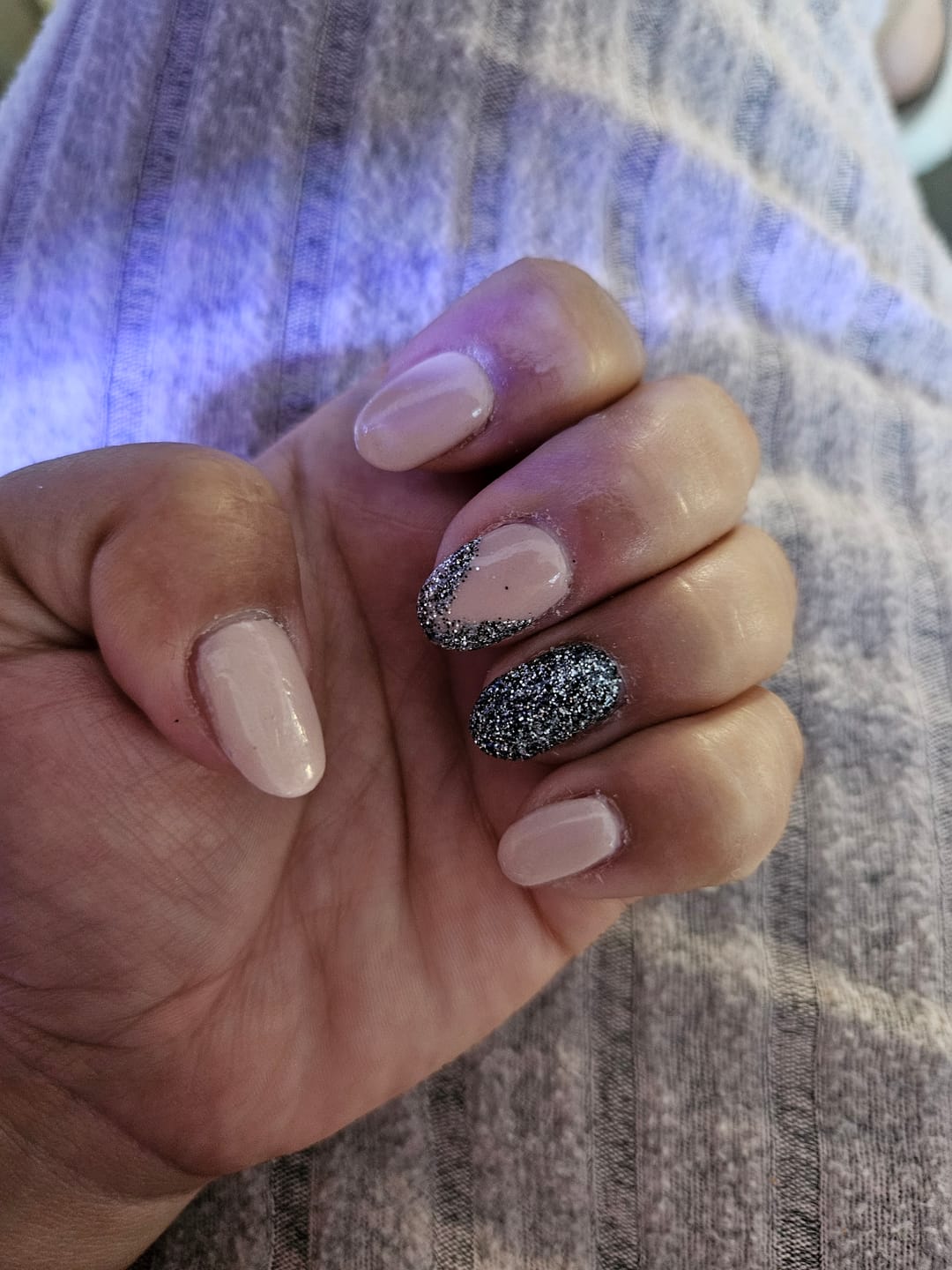 Customer photo review of Crystal Silver Dipping Powder