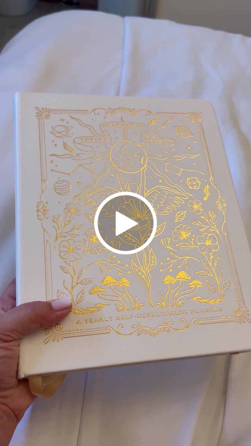 Customer video review of Twelve Seasons of Growth -  Yearly Self Development Planner (Undated)