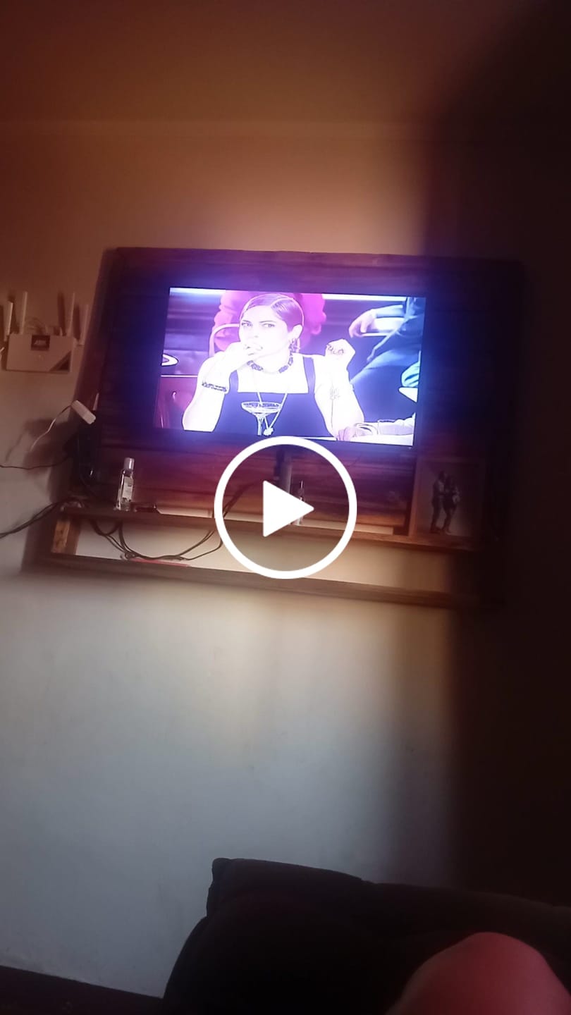 Customer video review of Gummy Hair® - Morango 180 g