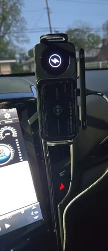 Customer photo review of 2-in-1 Fast Charging Smartphone/Tablet Car Holder