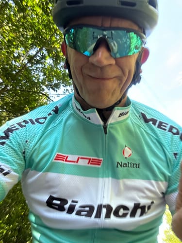Customer photo review of Bianchi Grey Green Retro Short Sleeve Cycling Kit