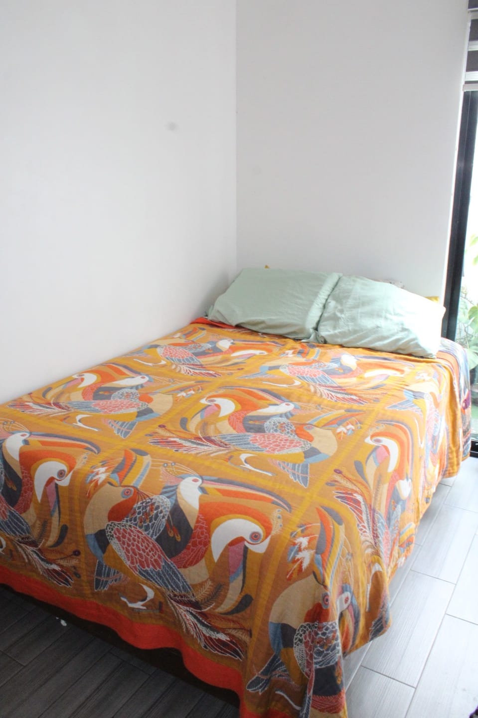 Customer photo review of 6 Layer Cotton Bird Jacquard Bedcover Sofa Blanket