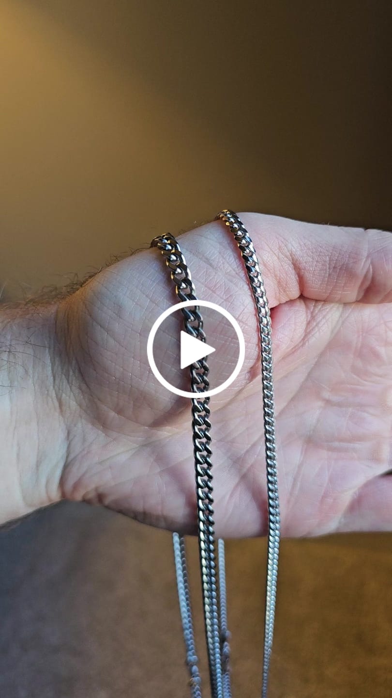 Customer video review of 5mm Cuban Link Chain
