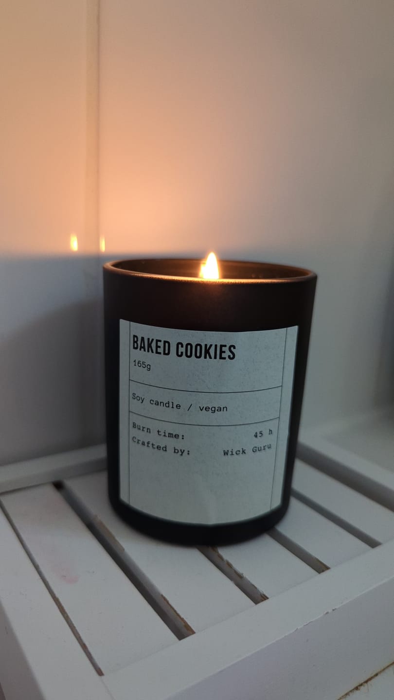 Customer photo review of Baked Cookies Candle