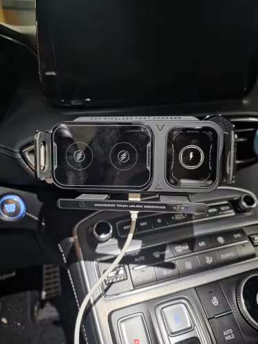 Customer photo review of 2-in-1 Fast Charging Smartphone/Tablet Car Holder