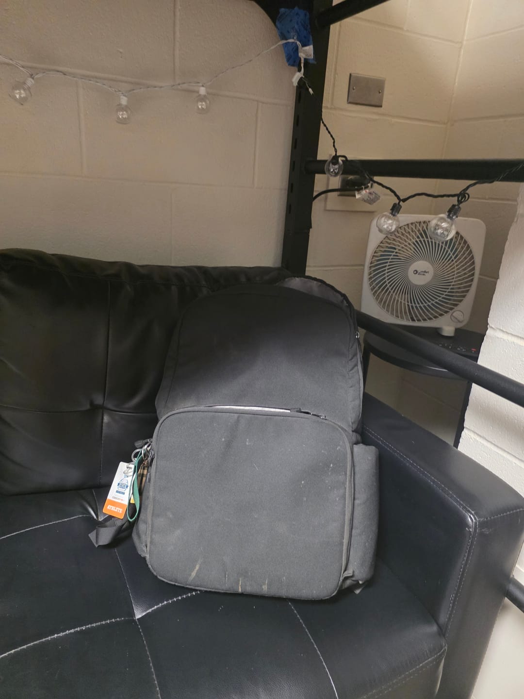 Customer photo review of Birdesc Backpack