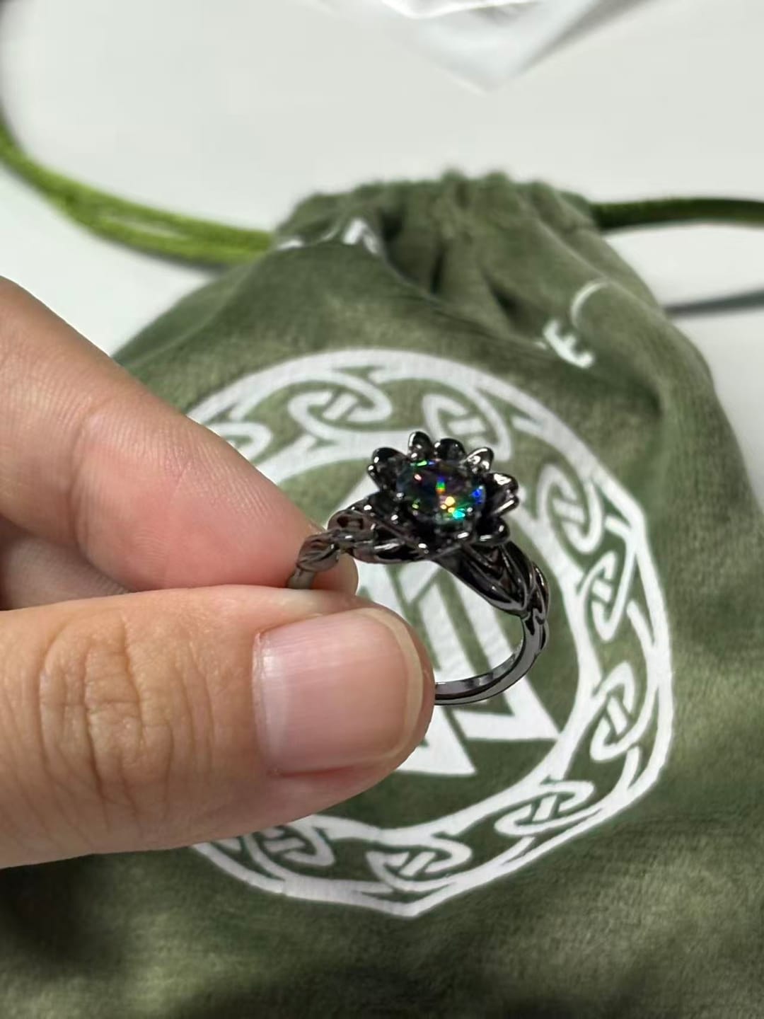 Customer photo review of FREE Today: Aurora Flower Knot Ring