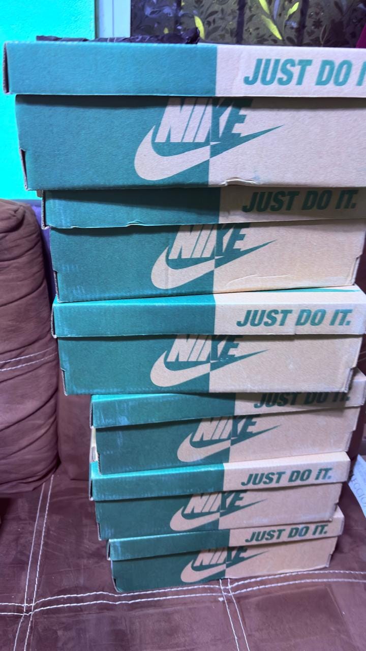 Customer photo review of Paq 6 Pares Tenis 270 Blanco Total 25/28.5