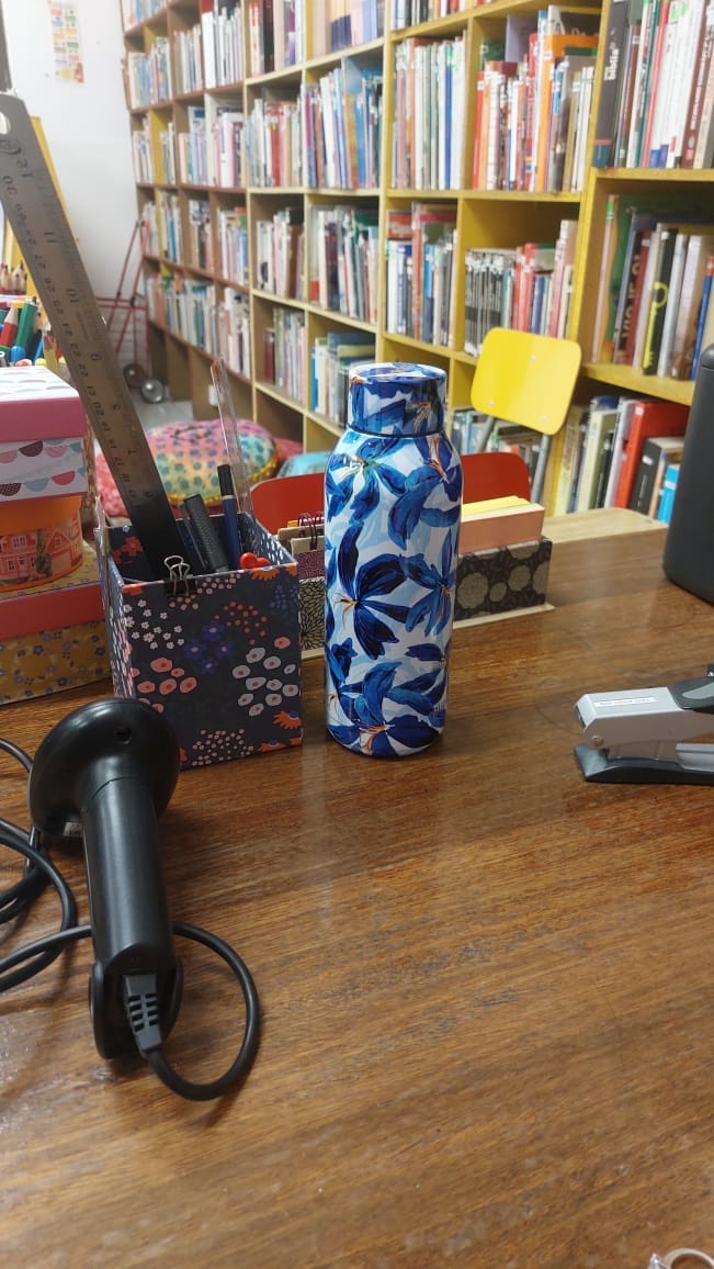 Customer photo review of Botella Acero Inoxidable Hibiscus