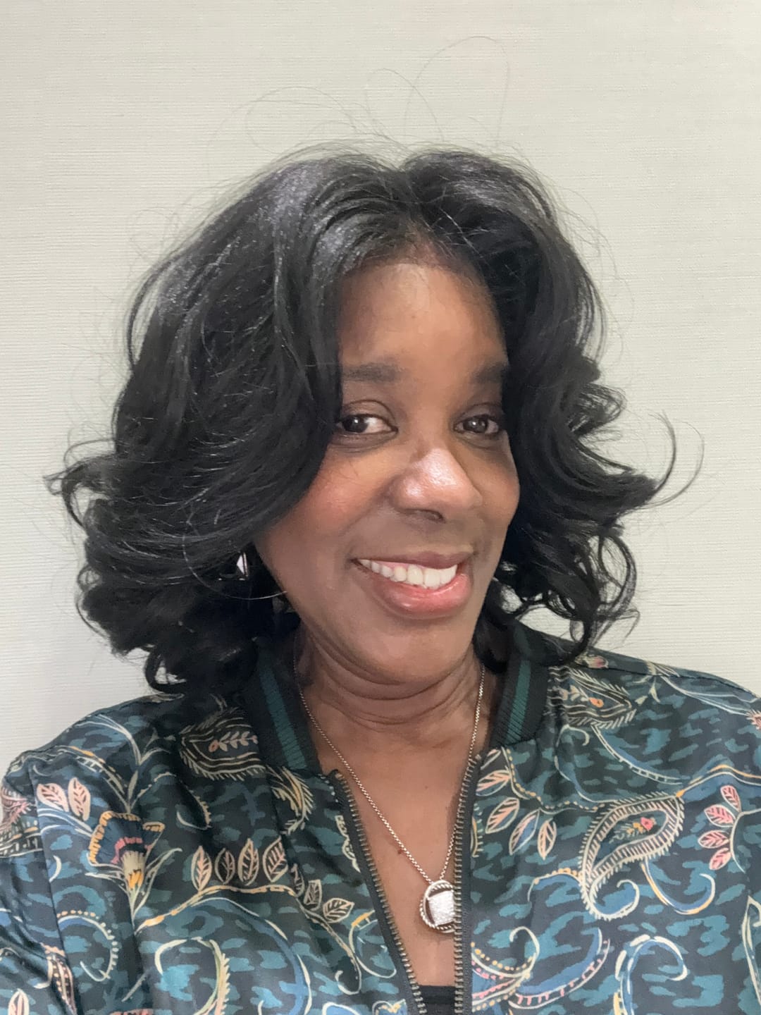 Customer photo review of Mane Brown Sugar Skin Bond Lace Pre Handtied Human Hair Blend 13x6 Lace Front Wig - BSSB205 GLUELESS 01