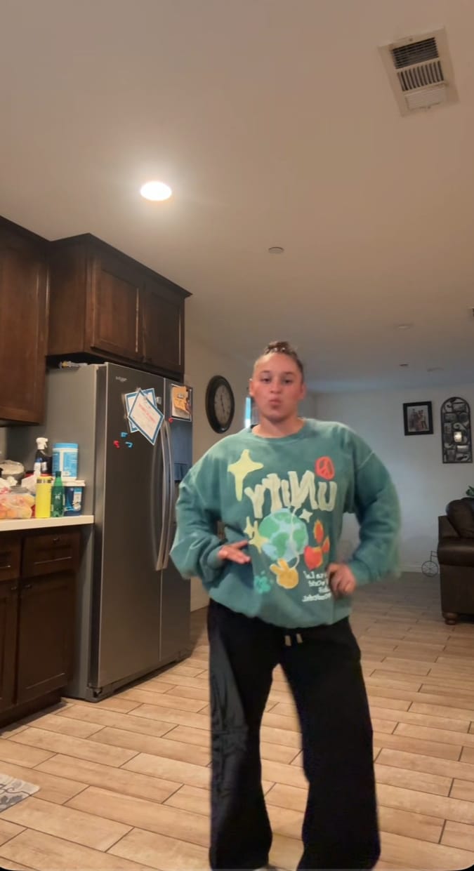 Customer photo review of W281 Flashback Joggers