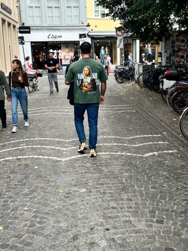 Customer photo review of Om Lisa - Green Acid Washed