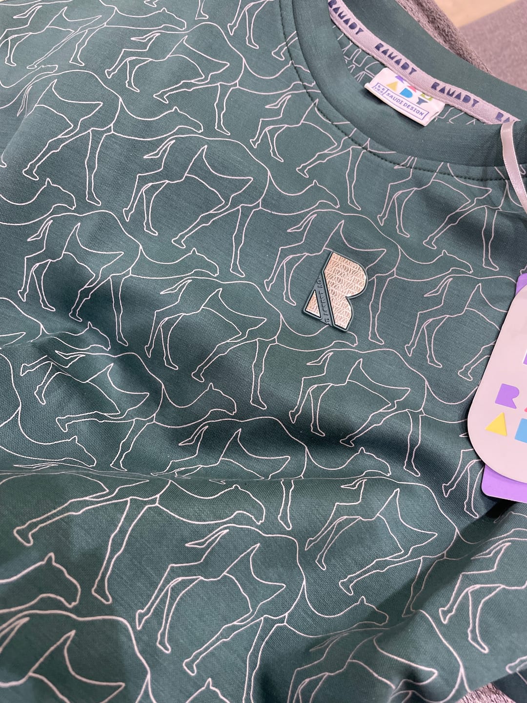 Customer photo review of Kids' T-shirt with Camel Print