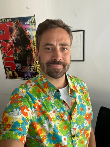 Customer photo review of Chemise hawaïenne tropicale en coton floral pour homme