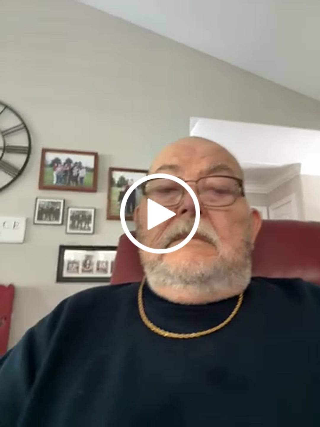 Customer video review of Premium Box Chain (Gold) 4mm