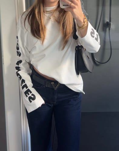 Customer photo review of LONGSLEEVE T-SHIRT WHITE