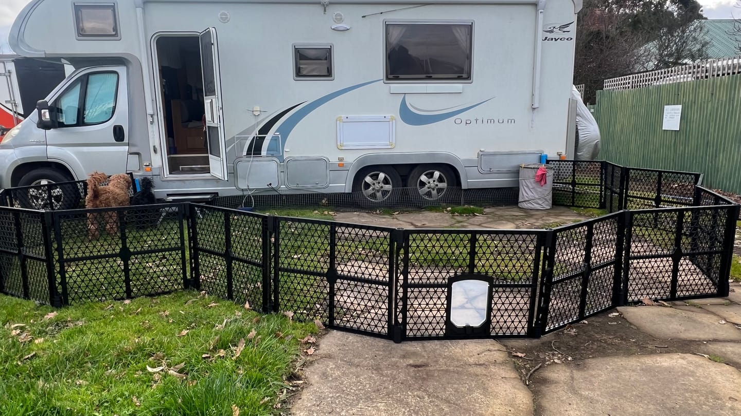 Customer photo review of Puppy Pen Portable Playpen for Outdoor