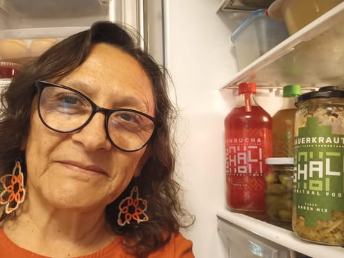 Reseña con foto de un cliente sobre CAJA MIX KOMBUCHA 1 LITRO (6 unidades)