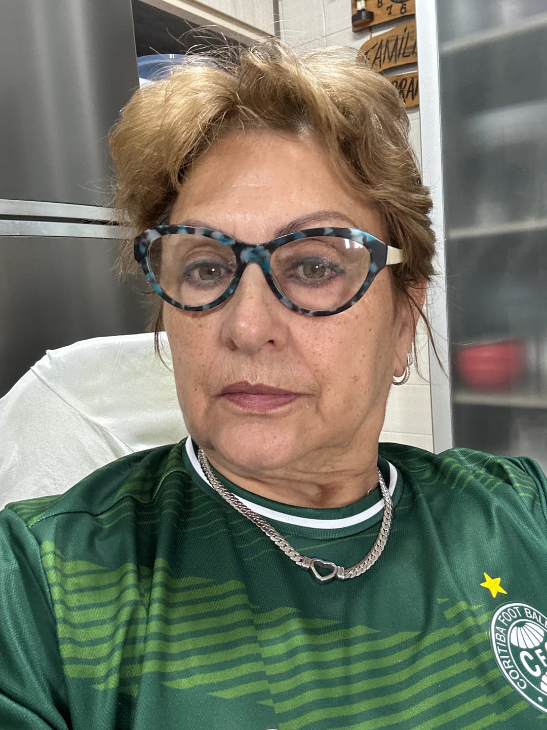 Customer photo review of Kit Pulseiras Glamour Zircônias Banhado em Ouro 18K
