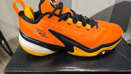 Customer photo review of Aaron Gordon - AG V：Be water