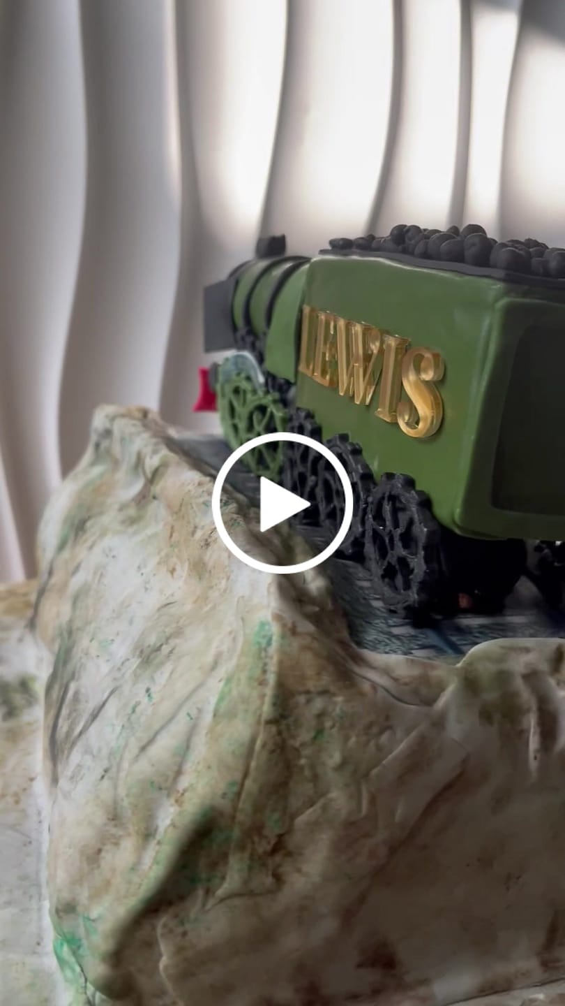 Customer video review of Acrylic Number Sports Cake Charm