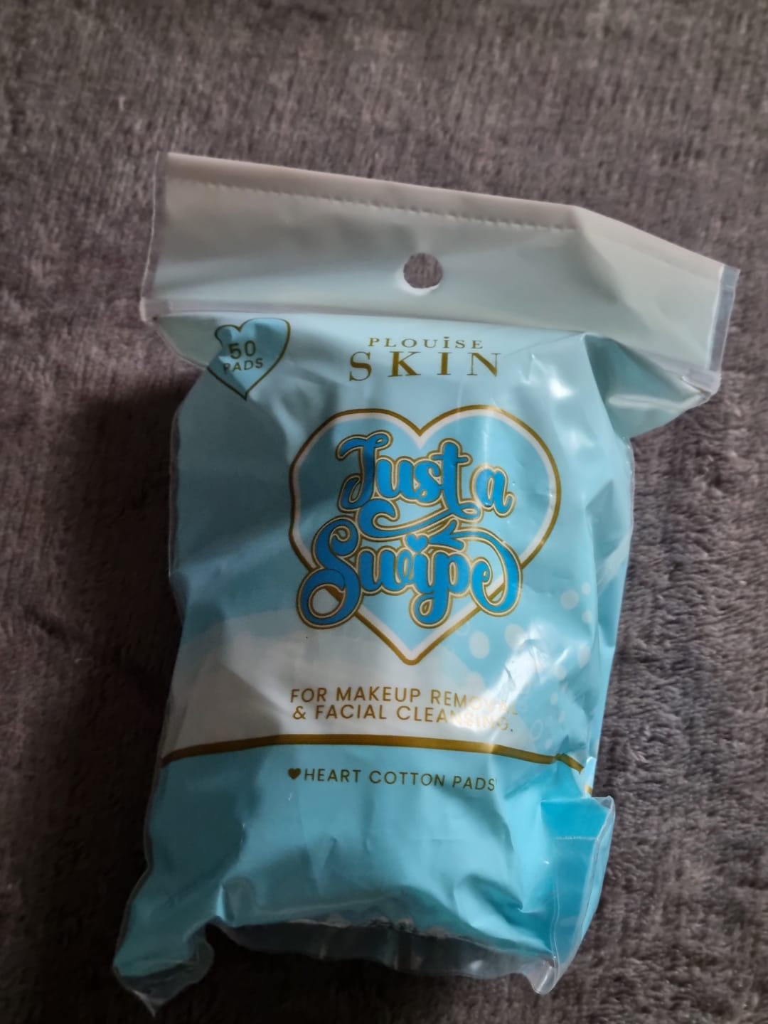 Customer photo review of P.Louise Just A Swipe Heart-Shaped Cotton Pads