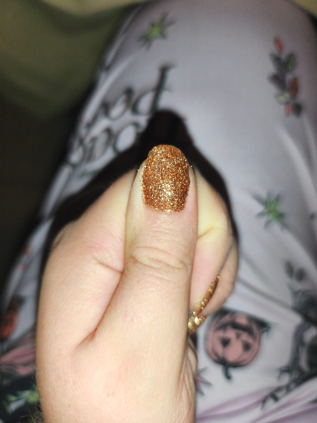 Customer photo review of Champagne Gold Dipping Powder