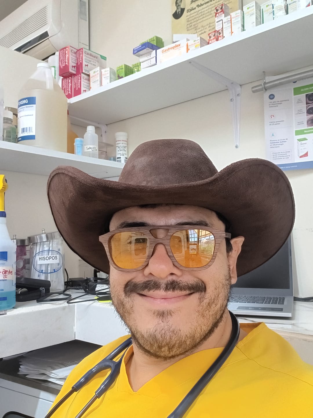Customer photo review of Cobá - Amarillo