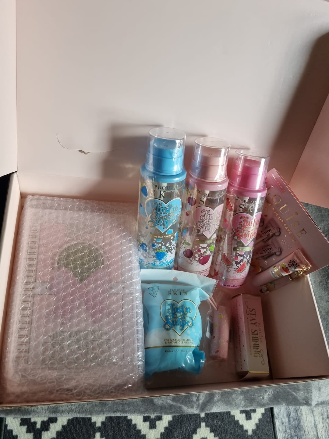 Recenzie foto de client pentru Just A Swipe Micelar Water - Triple Clean Trio