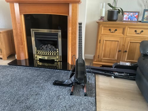 Customer photo review of 【Black Pre-Sale】Donner HUSH™ X PRO Electric Guitar(Black Ship starts from 8/31)