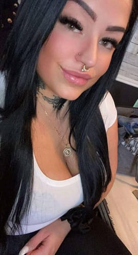Customer photo review of Grizzly | Hazel Green Colored Contacts Lenses