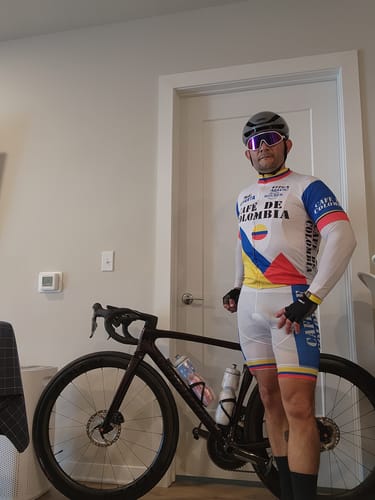 Customer photo review of Cafe D Colombia Retro Short Sleeve Cycling Kit