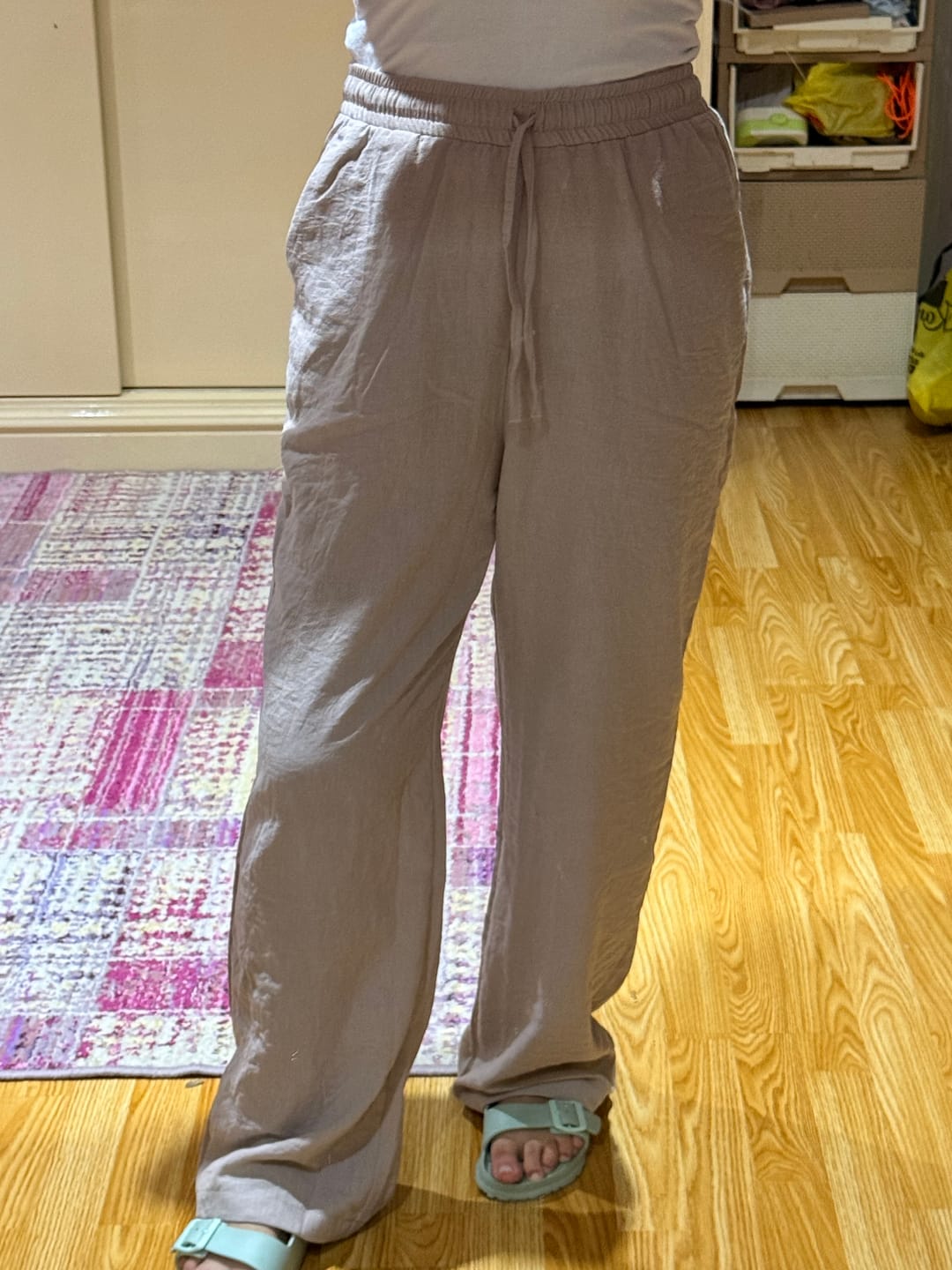 Customer photo review of Basic Linen Pants