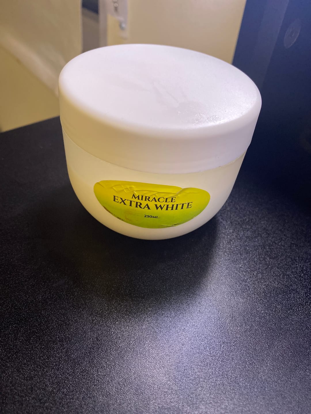 Customer photo review of Miracle Extra White (250ml)