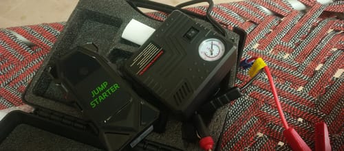 Customer photo review of Lot Imported 2-in-1 Car Jump Starter and Tire Inflator
