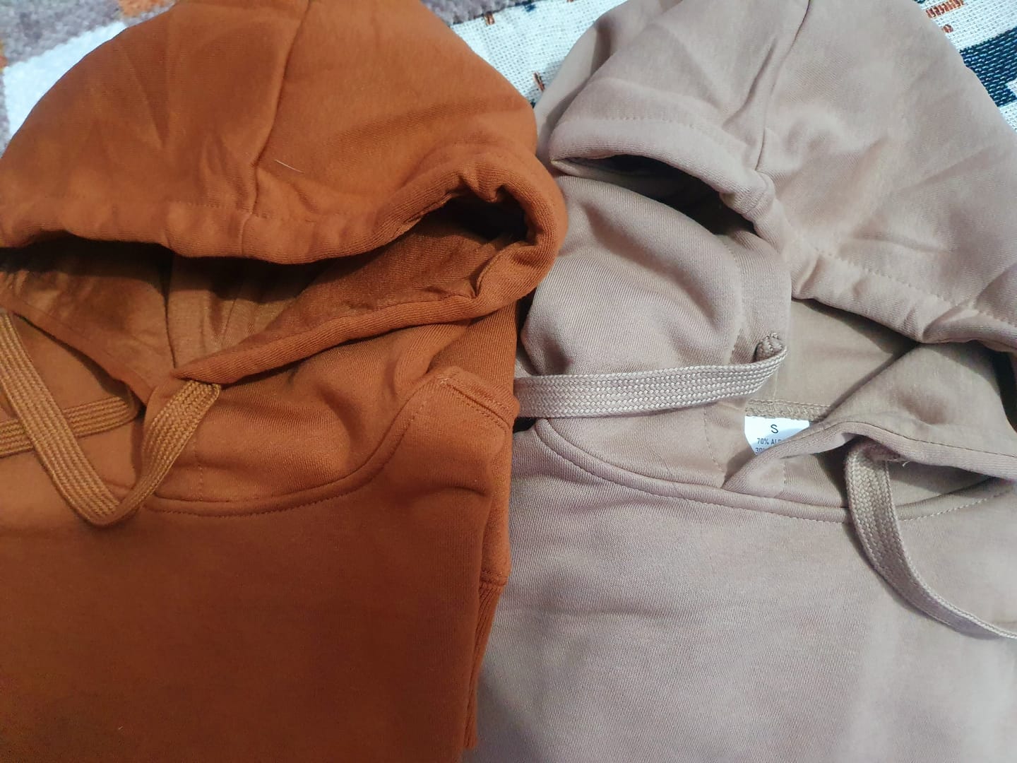 Customer photo review of Polerón con Gorro - Kaki
