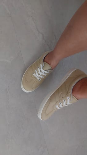 Customer photo review of The KYDRA Shoes (Women's)