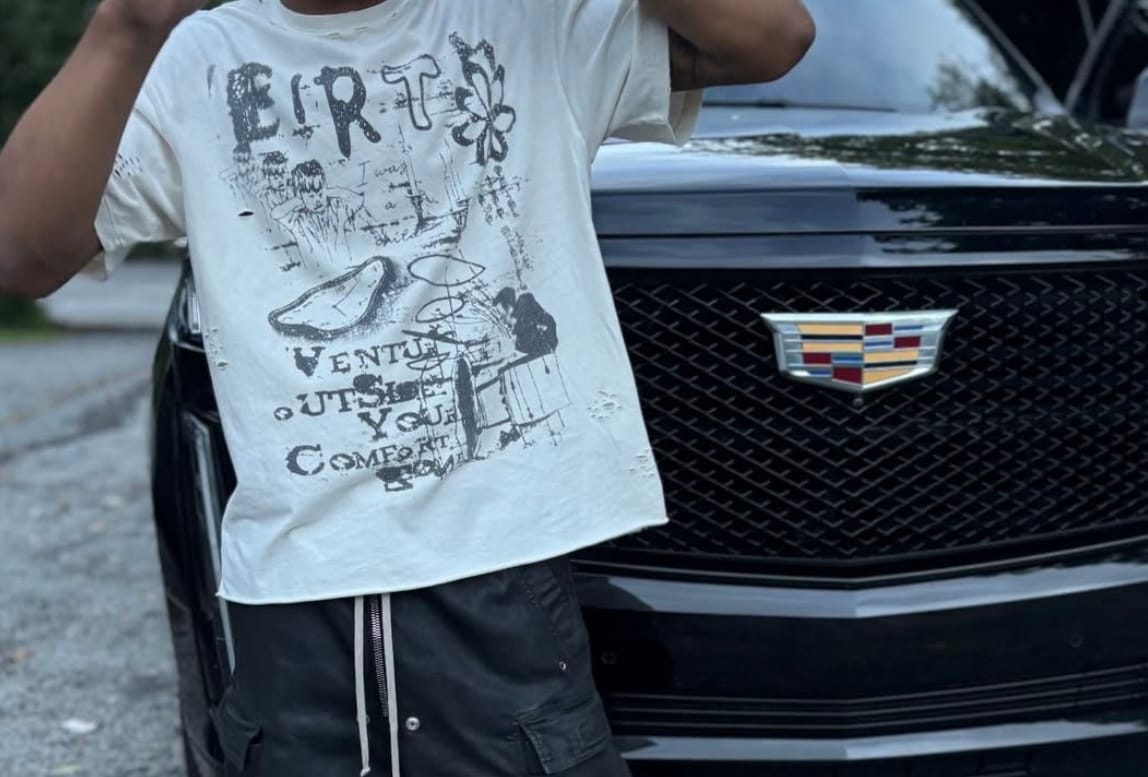 Customer photo review of Birth of Royal Child Blues Vintage Tee "White"