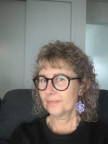 Customer photo review of Retro Flower Earrings
